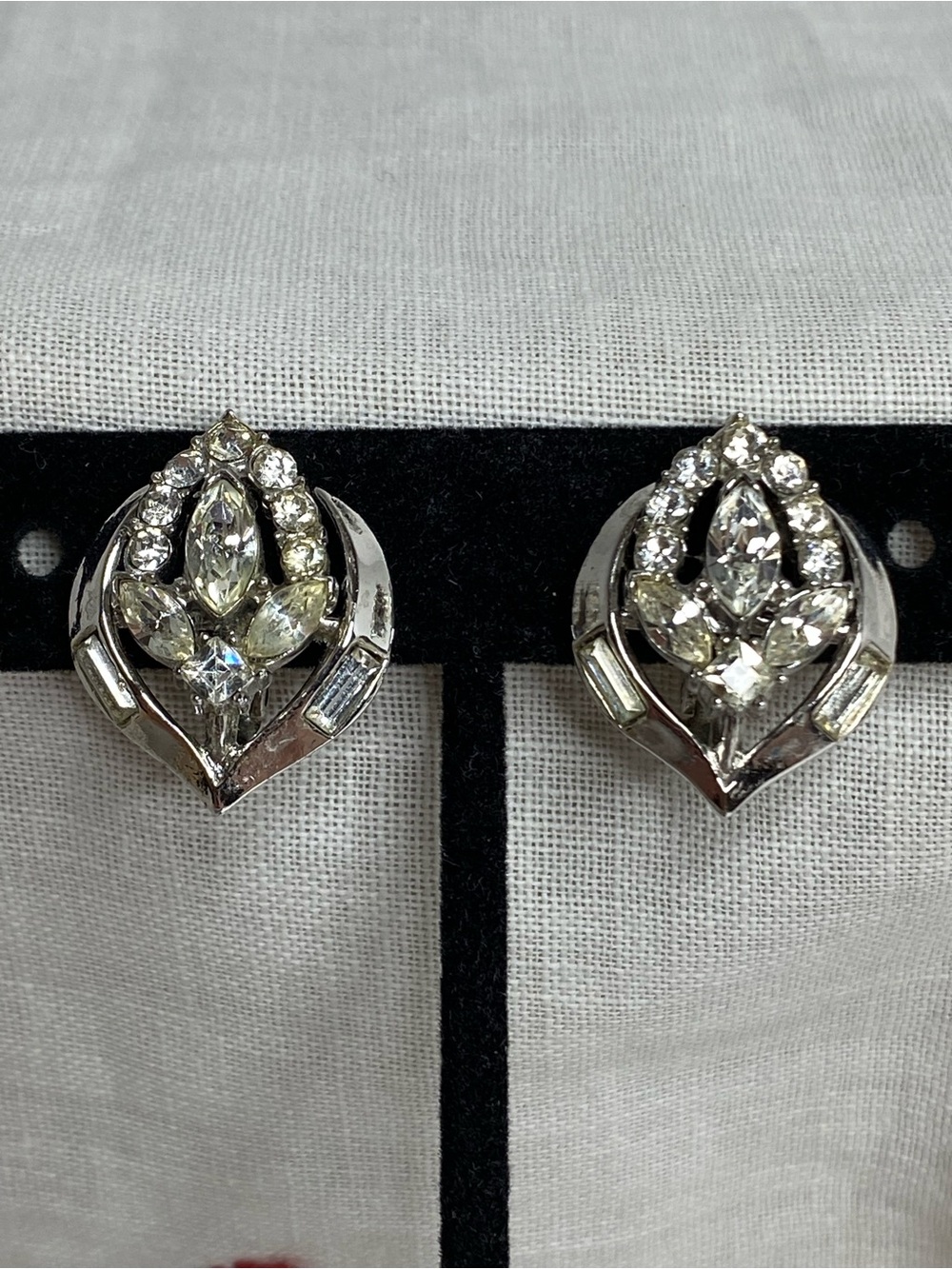 Vintage Crown Trifari Rhinestone Clip On Earrings SilverTone Design Pat Pending